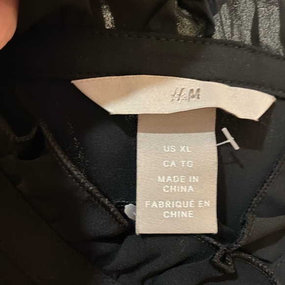 Dress - Picture 3 of 6